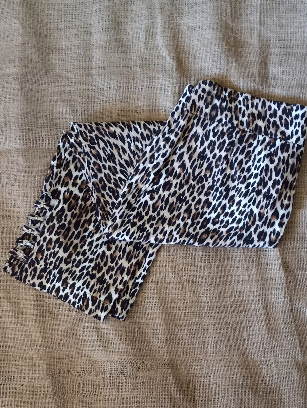 Attyre Leopard Print Stretch Capris w/ Rhinstone Detail 18W